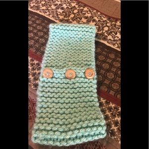 Hand knit scarf
